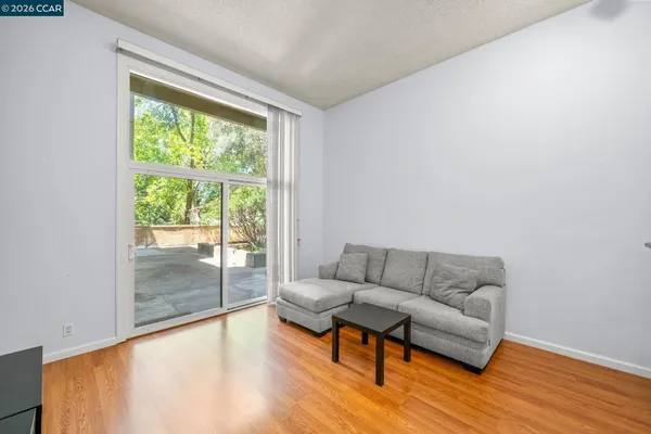 $239,000 | 460 North Civic Drive, Unit 301, Walnut Creek, CA 94596