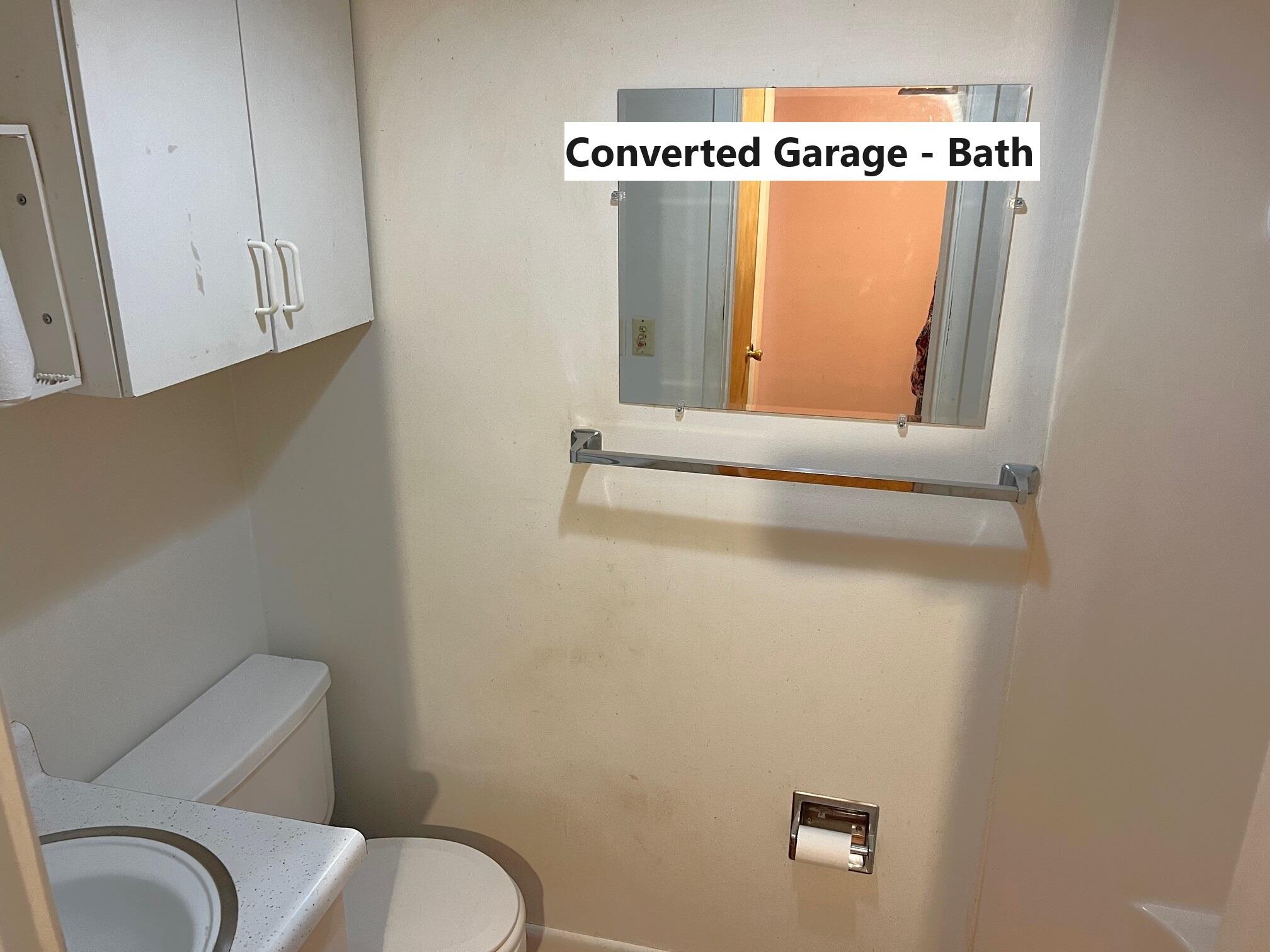 401 Mims Road DeFuniak Springs, FL 32433 - Photo 30 of 78 Converted Garage - Bath (2)