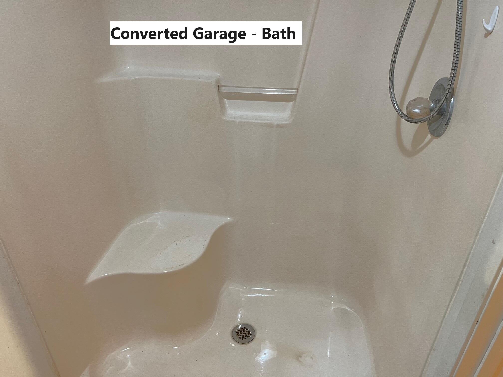 401 Mims Road DeFuniak Springs, FL 32433 - Photo 31 of 78 Converted Garage - Bath (1)