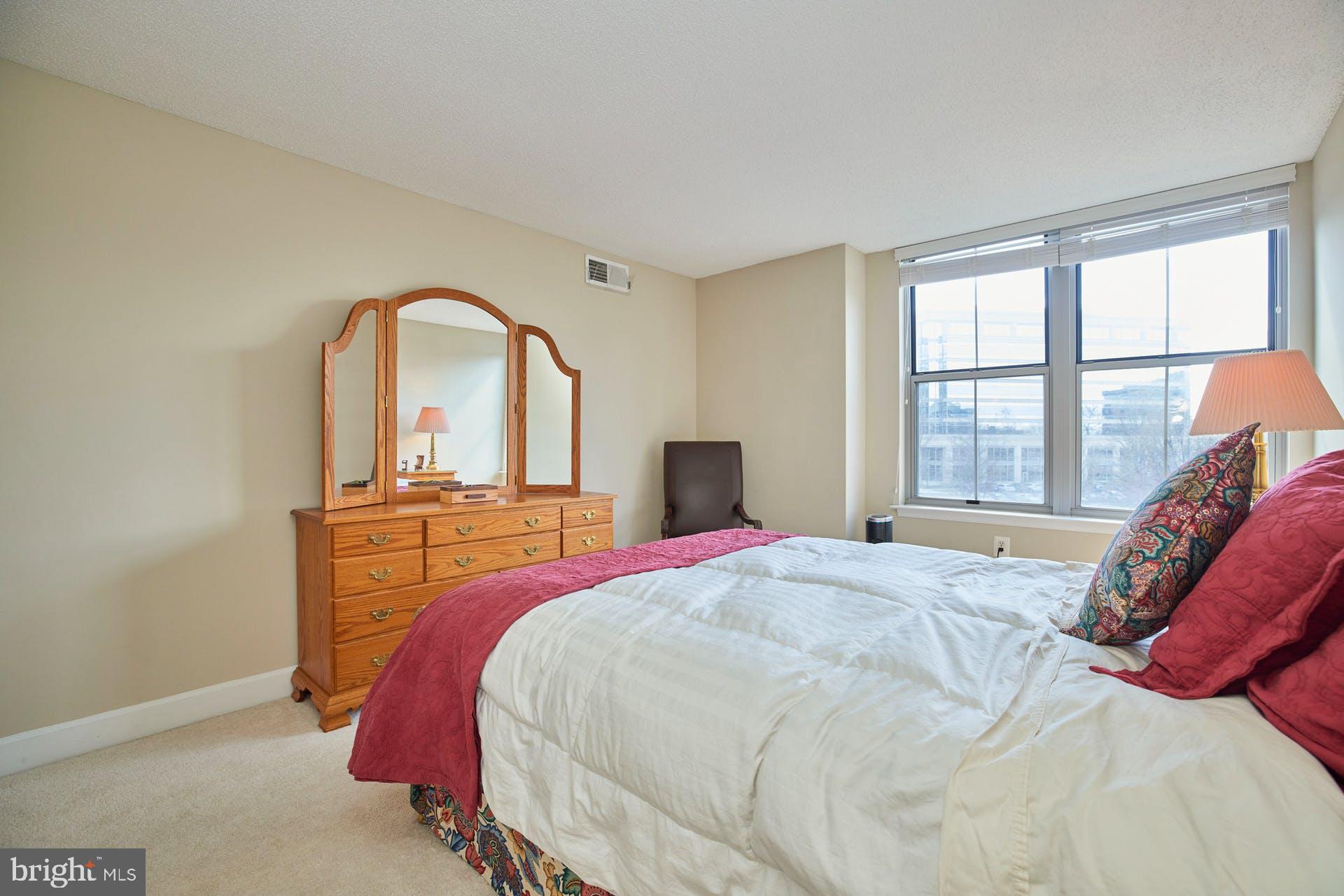 11800 Sunset Hills Road, Unit 521 Reston, VA 20190 - Photo 17 of 34 Spacious main bedroom