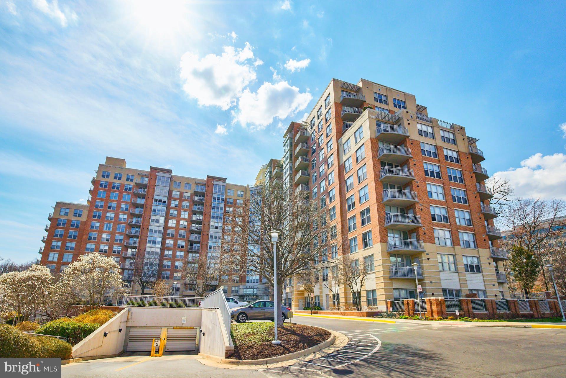 11800 Sunset Hills Road, Unit 521 Reston, VA 20190 - Photo 25 of 34 Short walk to Whole Foods & Sat Farmers Market