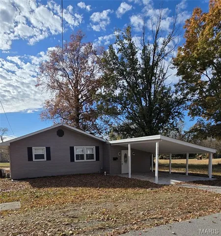 $199,900 | 3038 Circle Drive, Granite City, IL 62040