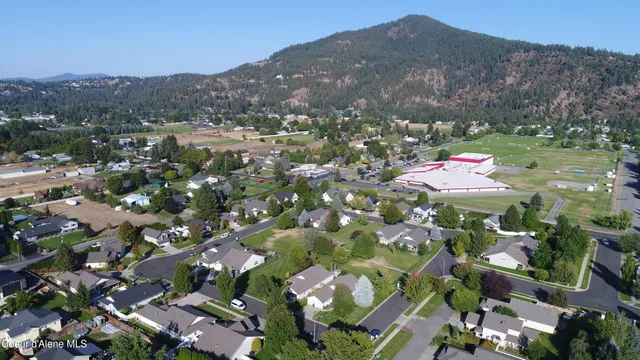 $549,500 | 1283 North Center Green Loop, Coeur D'Alene, ID 83815