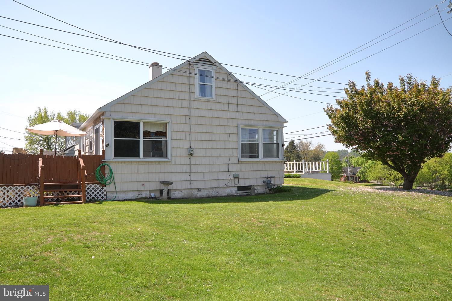 807 Mill Road Elizabethtown, PA 17022 - Photo 3 of 19 Gallery Image 3