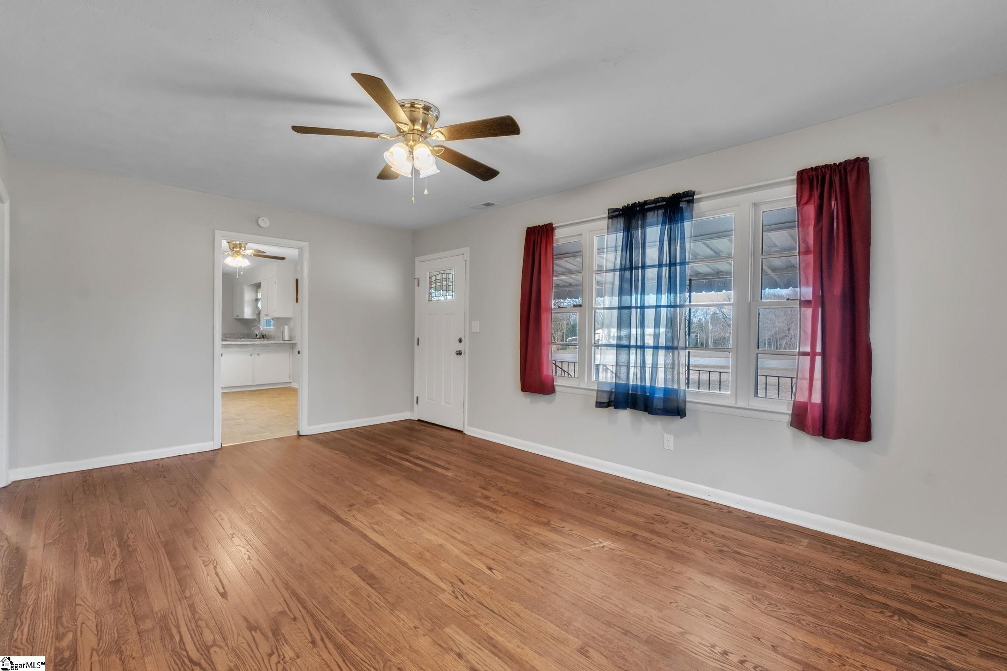 506 Sugar Creek Road Buffalo, SC 29321 - Photo 6 of 31