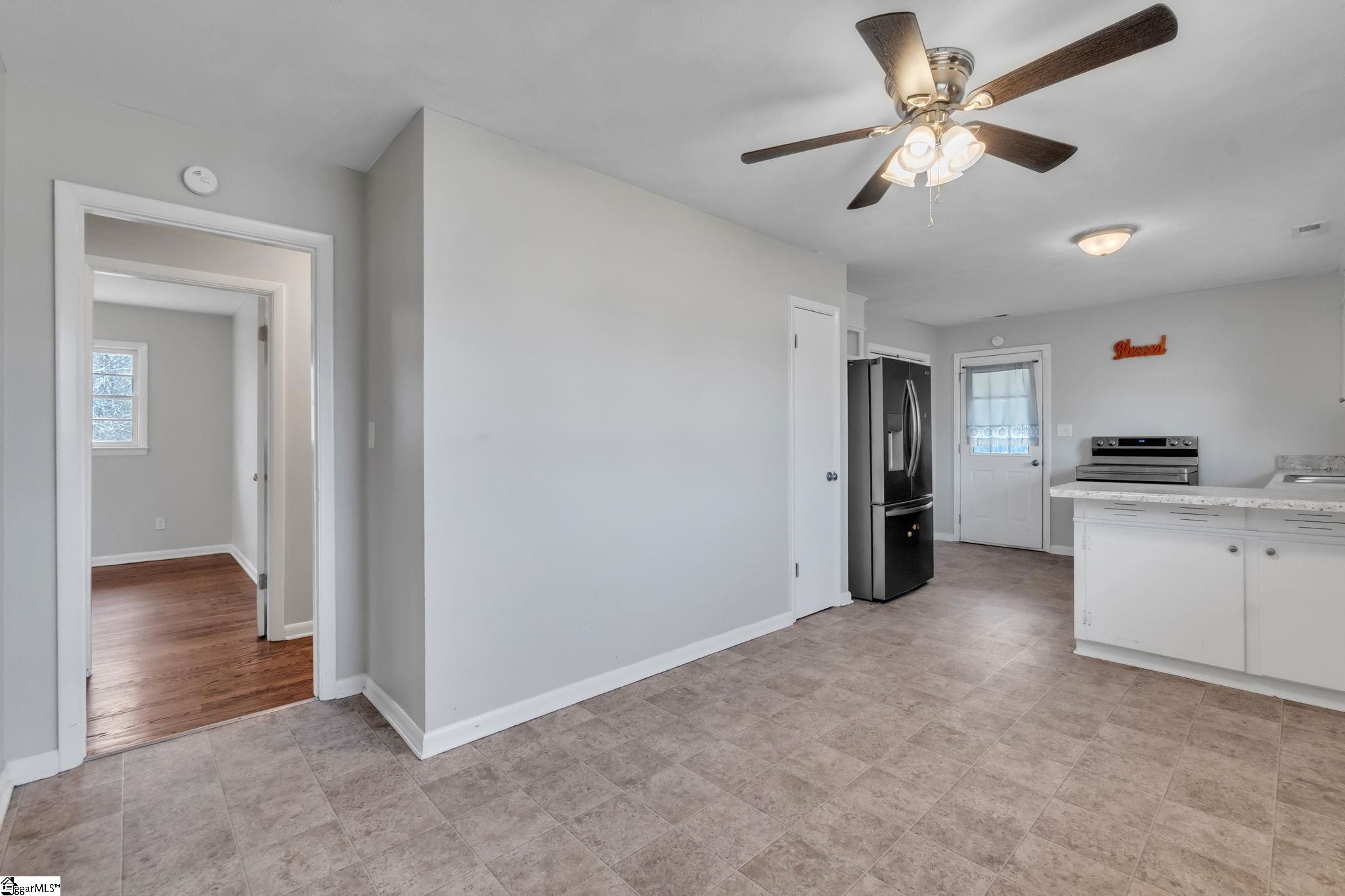 506 Sugar Creek Road Buffalo, SC 29321 - Photo 8 of 31