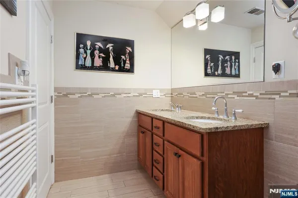 $699,000 | 181 Allen Street, Hackensack, NJ 07601