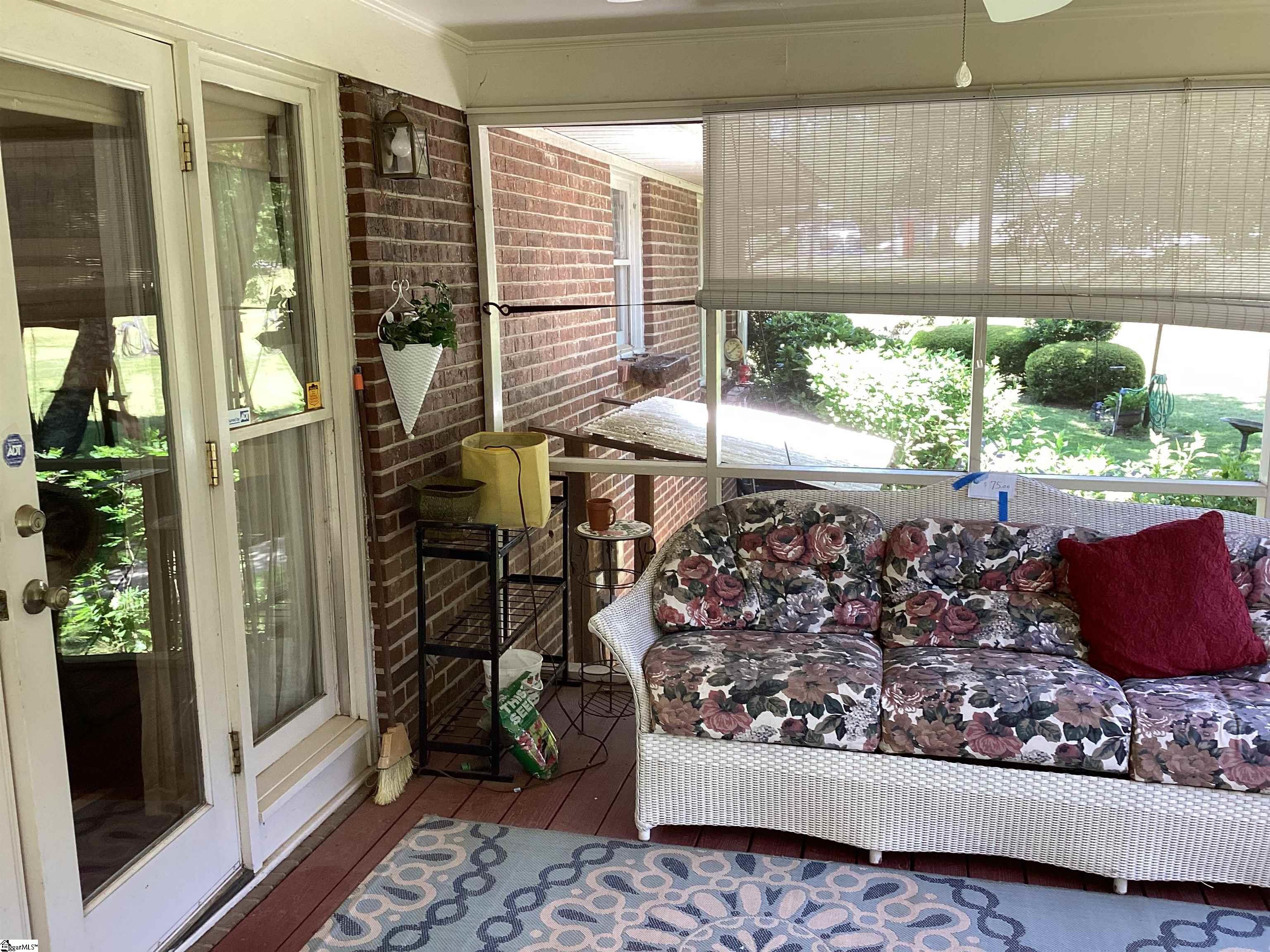 603 Old Pendleton Road Greenville, SC 29611 - Photo 12 of 27 Gallery Image 12