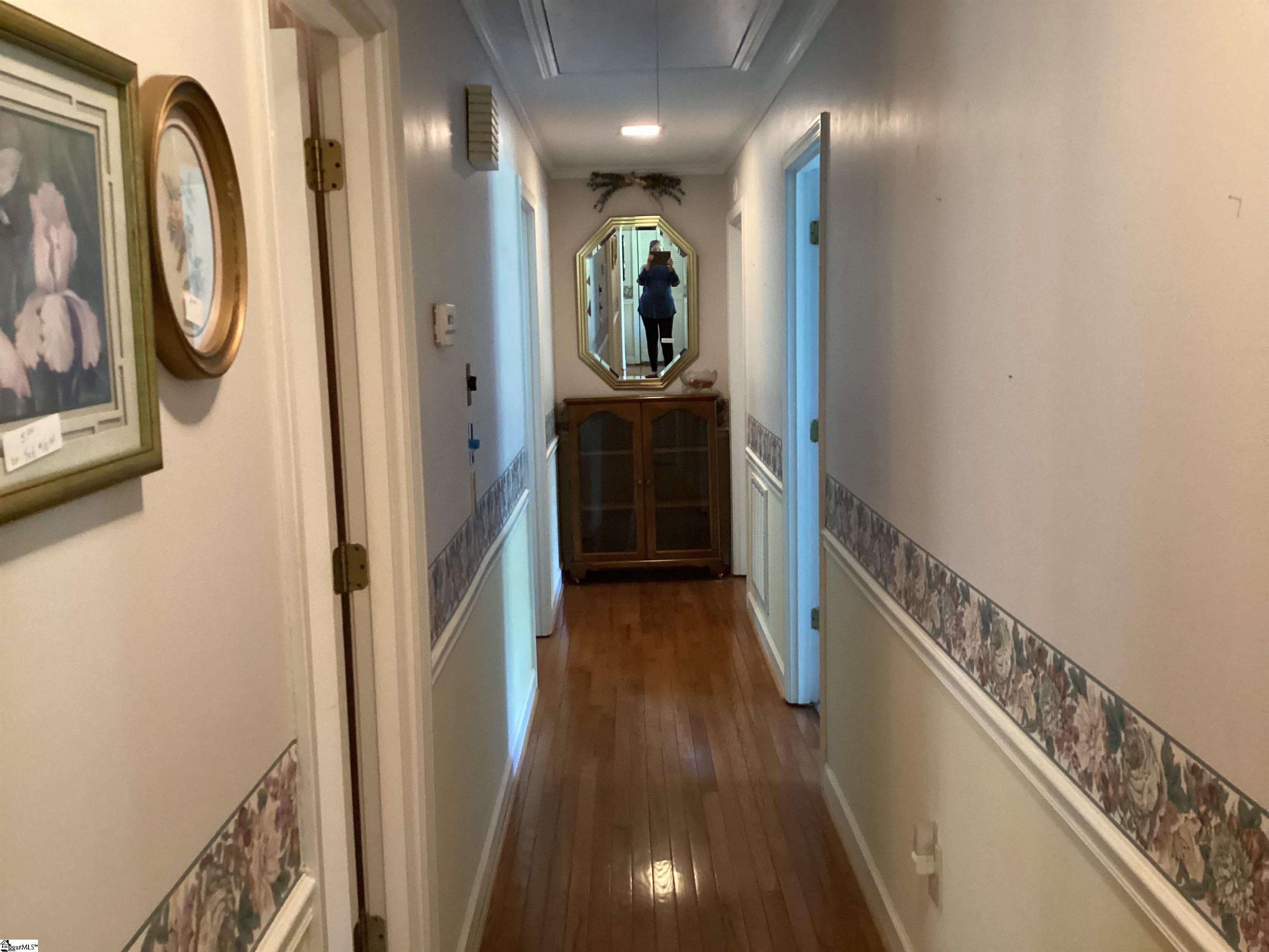 603 Old Pendleton Road Greenville, SC 29611 - Photo 13 of 27 Gallery Image 13