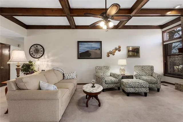 $300,000 | 7806 North Woodland Avenue, Kansas City, MO 64118