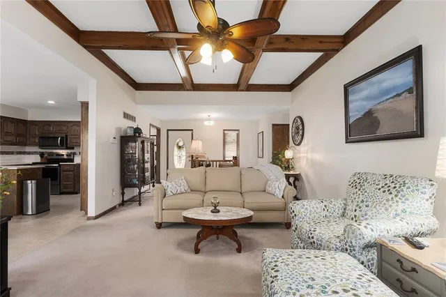 $300,000 | 7806 North Woodland Avenue, Kansas City, MO 64118