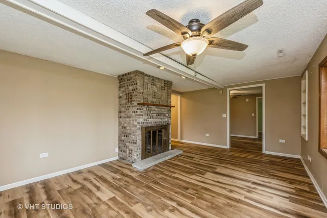 $278,800 | 26177 West Heart O Lakes Boulevard, Antioch, IL 60002