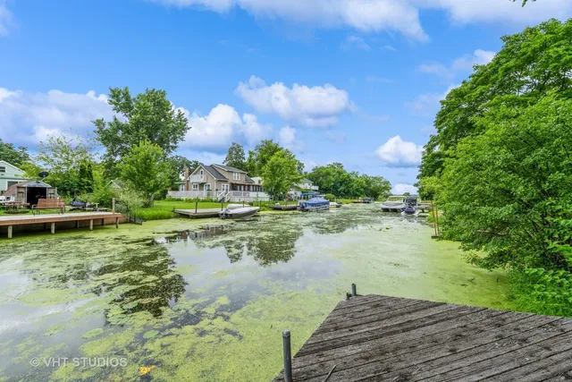 $278,800 | 26177 West Heart O Lakes Boulevard, Antioch, IL 60002