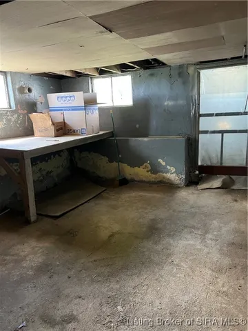 $180,000 | 3490 North Rykers Ridge Road, Madison, IN 47250