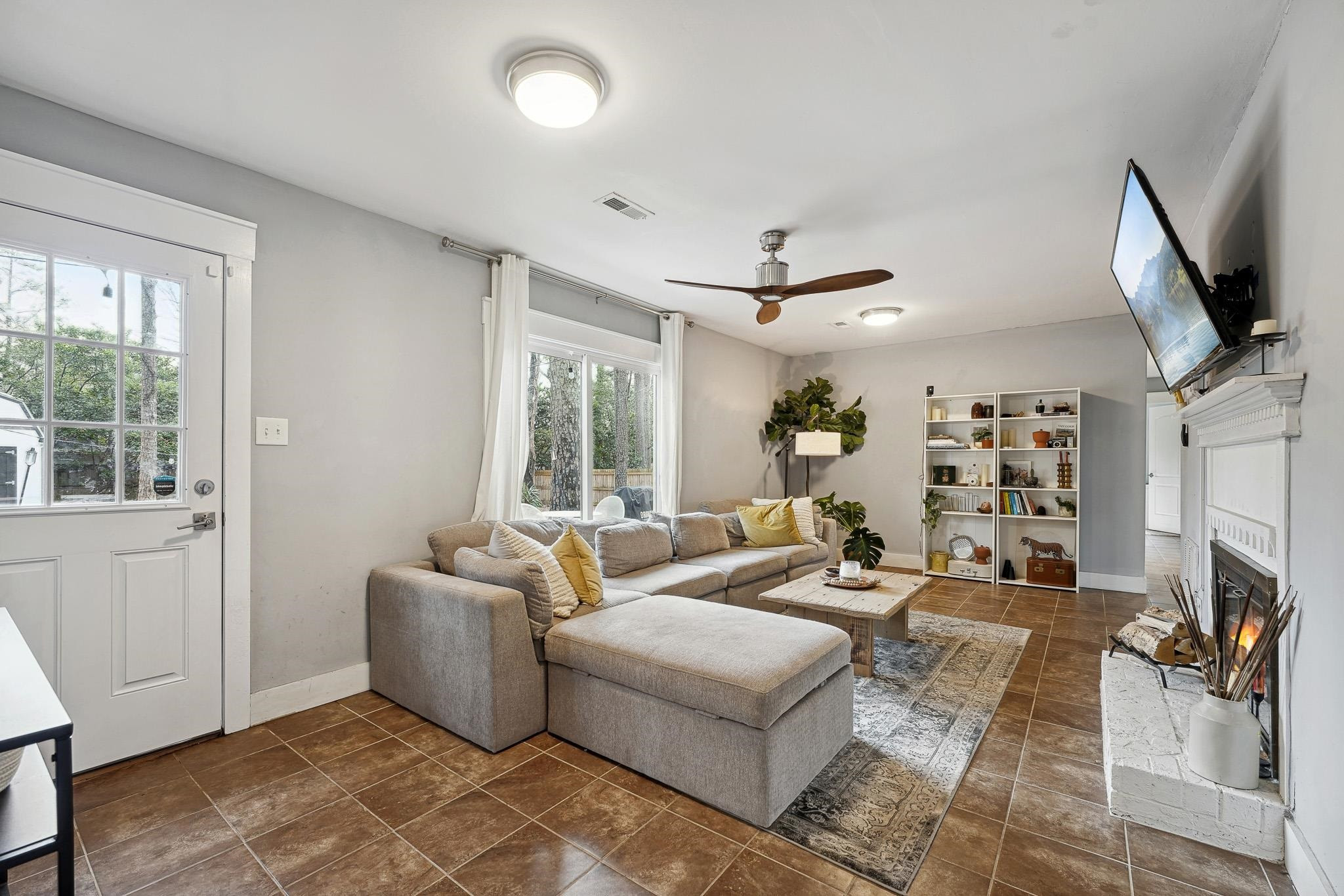 5218 Duraleigh Road Raleigh, NC 27612 - Photo 10 of 27 Photo 10