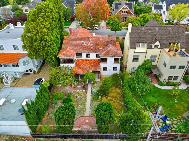 $2,298,000 | 1433 Drake Avenue, Burlingame, CA 94010