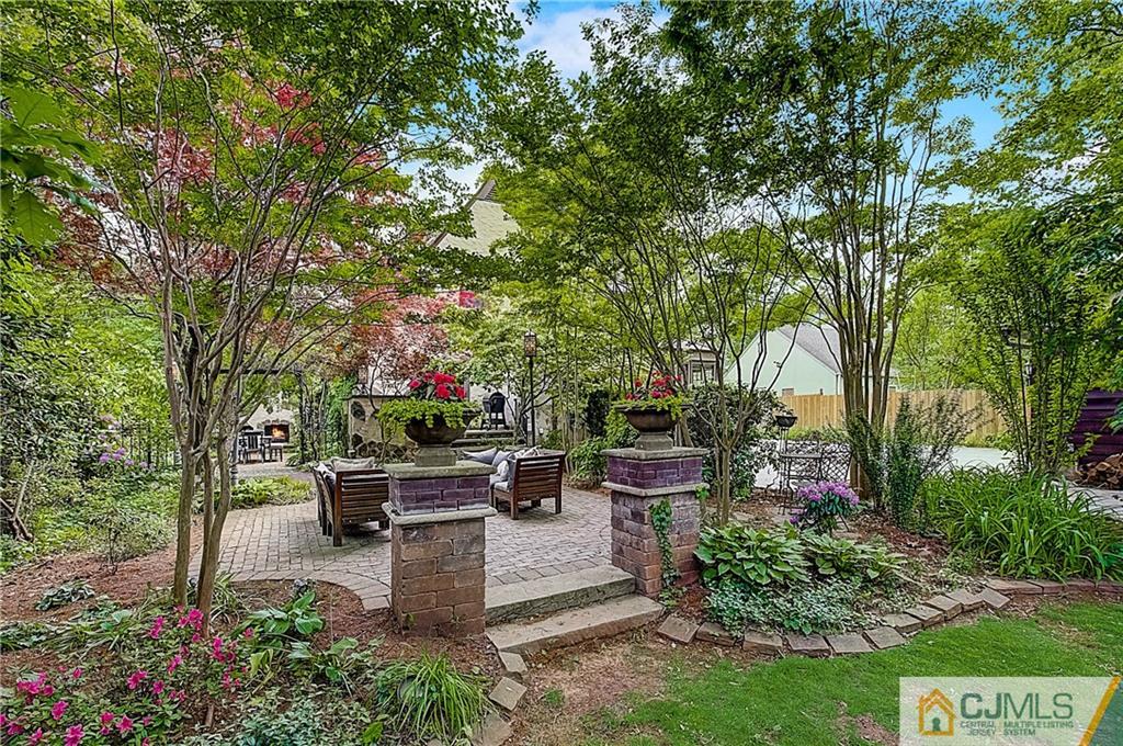 270 Middlesex Avenue Metuchen, NJ 08840 - Photo 43 of 54 a garden view with a seating space