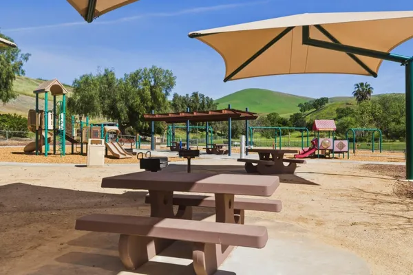 $899,000 | 914 Brea Lane, San Jose, CA 95138