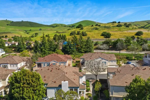 $899,000 | 914 Brea Lane, San Jose, CA 95138