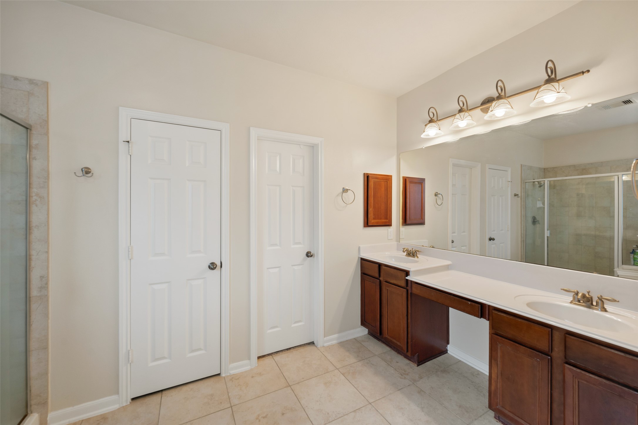 20018 Rene Creek Court Spring, TX 77388 - Photo 14 of 24