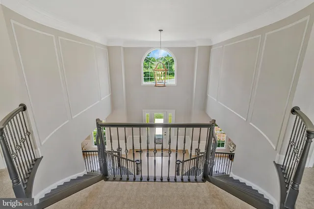 a bed room with a bed and a dresser