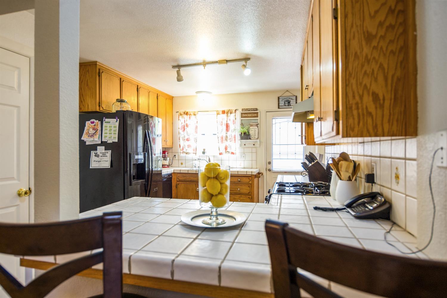 46031 Spring Trail Coarsegold, CA 93614 - Photo 10 of 37 Gallery Image 10