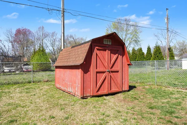 $320,000 | 1223 Main Street, Pleasant View, TN 37146