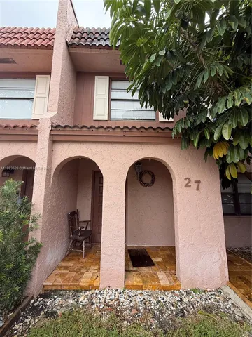 $3,500 | 27 Laredo Place, Unit 63, Davie, FL 33324