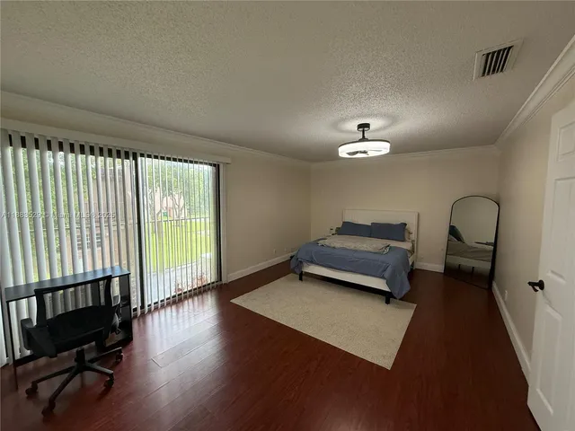 $3,500 | 27 Laredo Place, Unit 63, Davie, FL 33324
