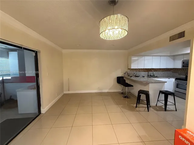 $3,500 | 27 Laredo Place, Unit 63, Davie, FL 33324