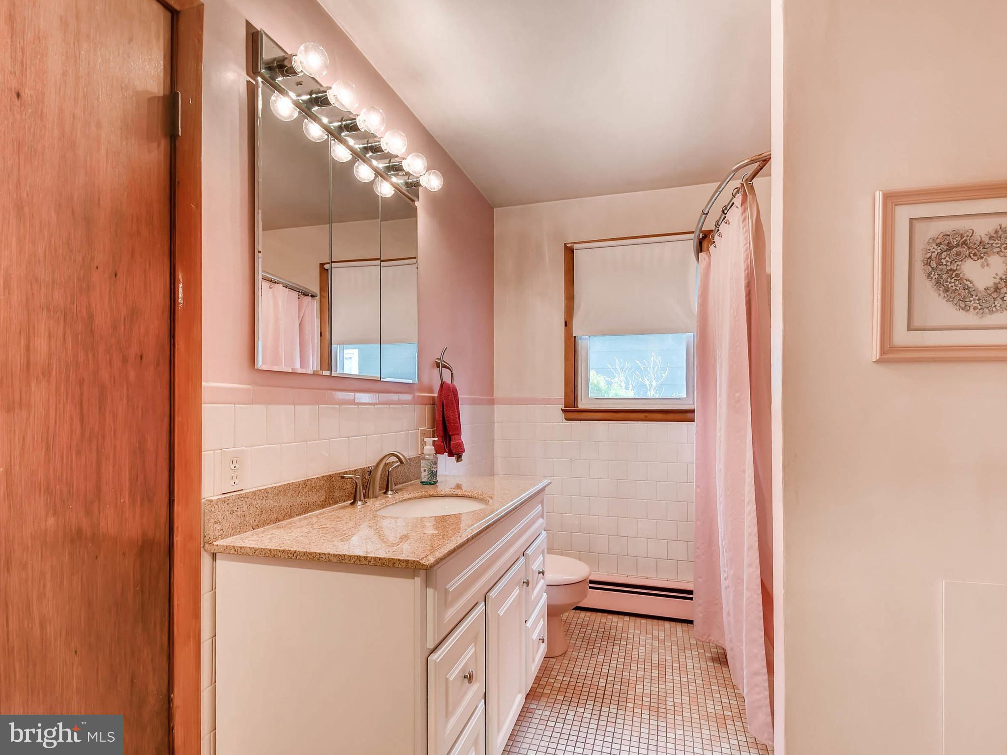 800 George Avenue Baltimore, MD 21221 - Photo 14 of 28 Bath