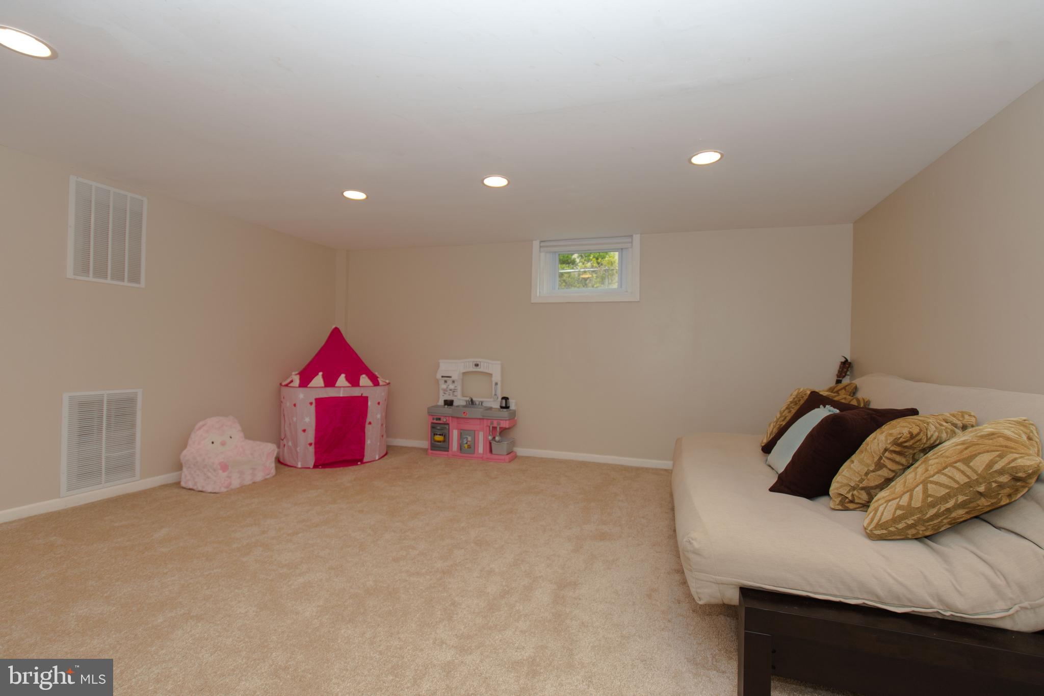 218 Stanmore Road Baltimore, MD 21212 - Photo 41 of 54
