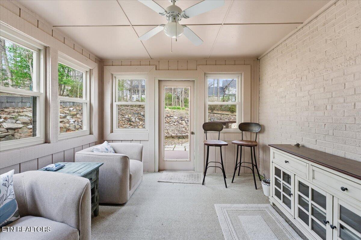 301 Cheestana Way Loudon, TN 37774 - Photo 13 of 44 13-Sun Room