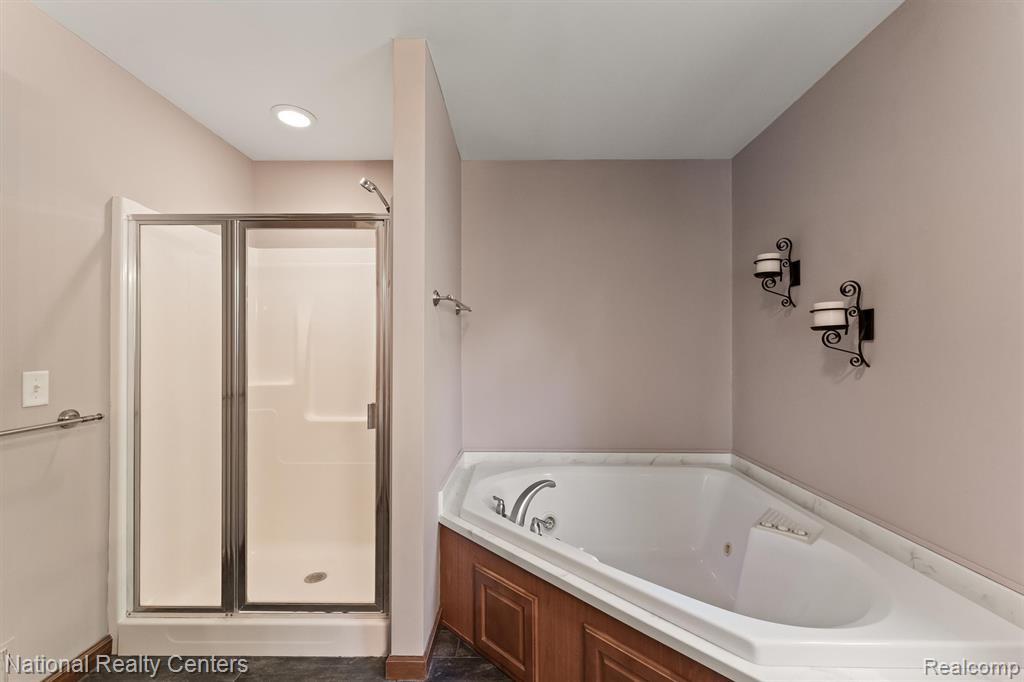 15379 Bird Road Linden, MI 48451 - Photo 17 of 39