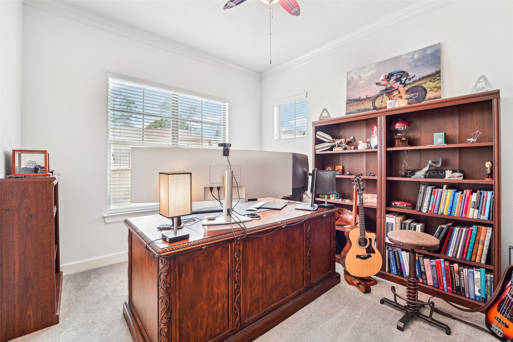 17040 West Fm 1097 Road, Unit 4101 Montgomery, TX 77356 - Photo 20 of 29 a room with a book shelf and a window