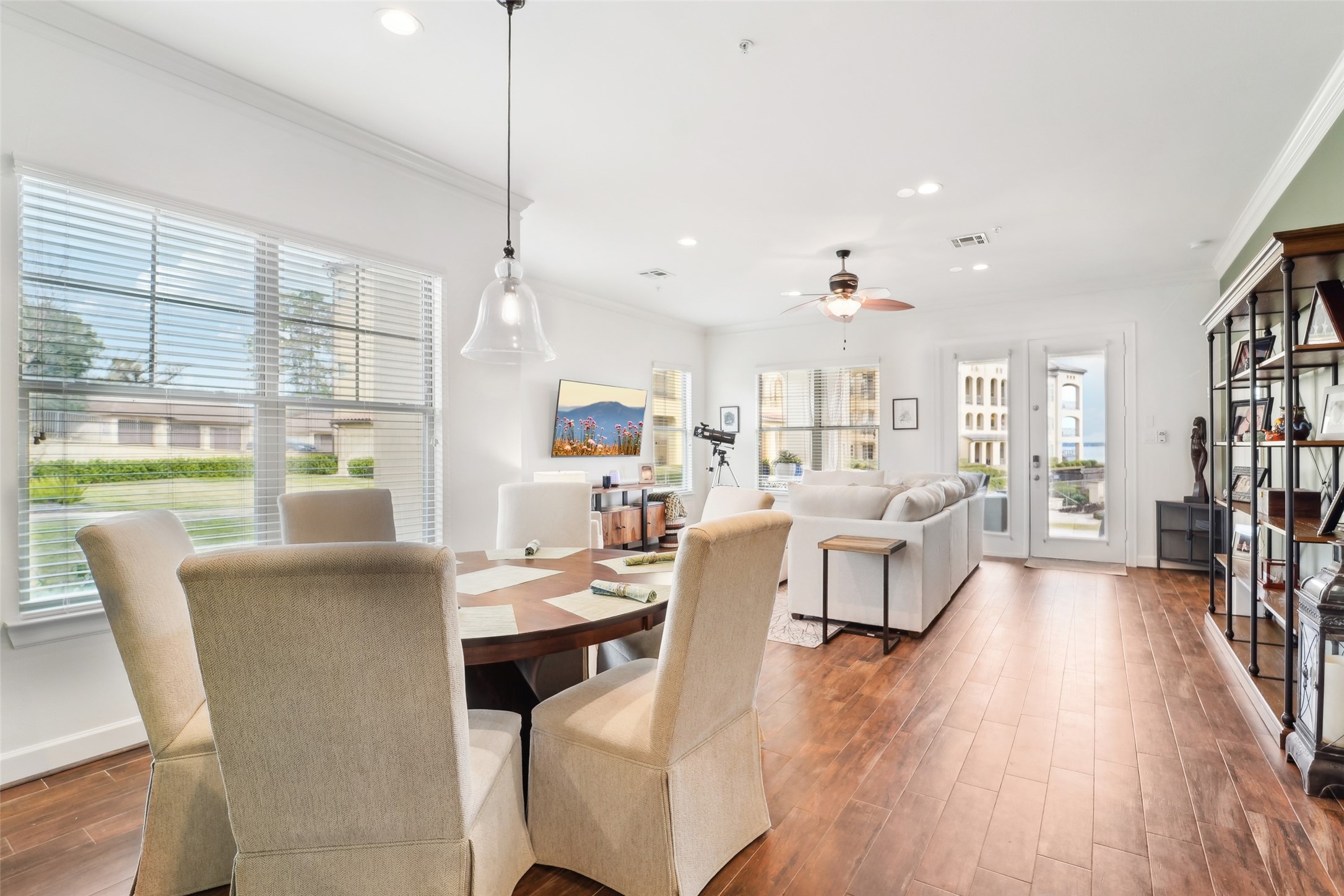 17040 West Fm 1097 Road, Unit 4101 Montgomery, TX 77356 - Photo 5 of 29 a living room with furniture wooden floor and a table