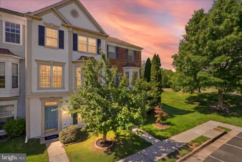 $625,000 | 43253 Chokeberry Square, Ashburn, VA 20147