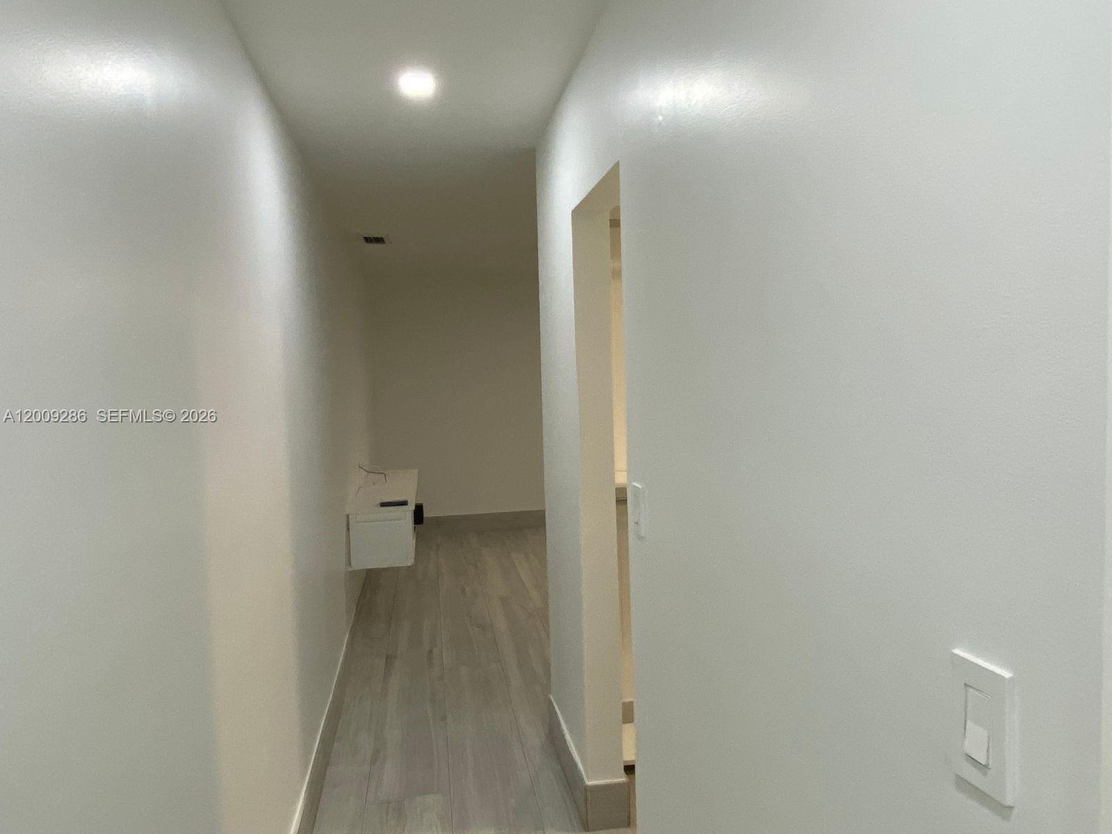 403 Southwest 89th Place Miami, FL 33174 - Photo 17 of 39 a view of a hallway