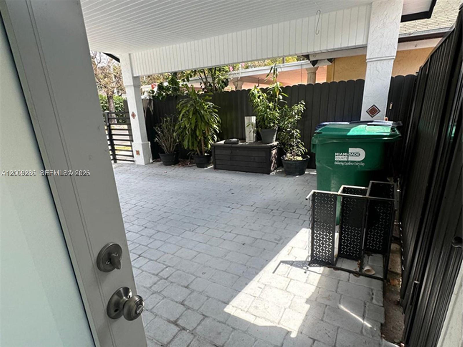 403 Southwest 89th Place Miami, FL 33174 - Photo 35 of 39
