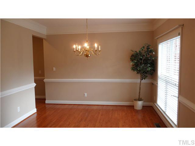 2116 Roland Glen Road Cary, NC 27519 - Photo 4 of 7 Dining Room
