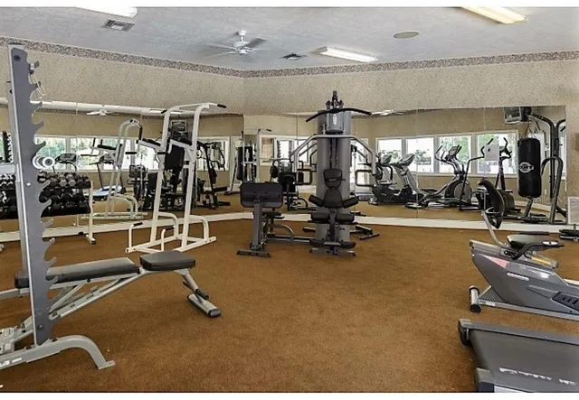 $229,900 | 4700 Southwest Archer Road, Unit 131, Gainesville, FL 32608