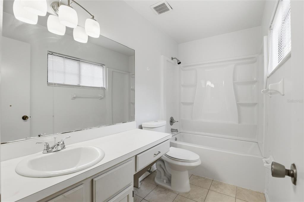 826 Southwest 57 Terrace, Unit 120Q Gainesville, FL 32607 - Photo 20 of 37