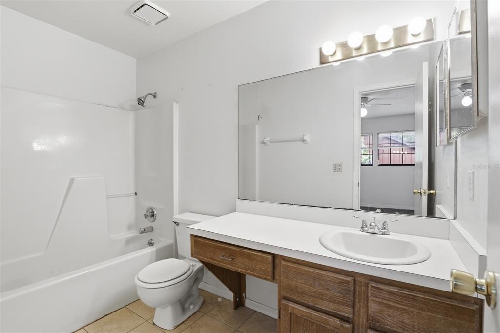 826 Southwest 57 Terrace, Unit 120Q Gainesville, FL 32607 - Photo 25 of 37