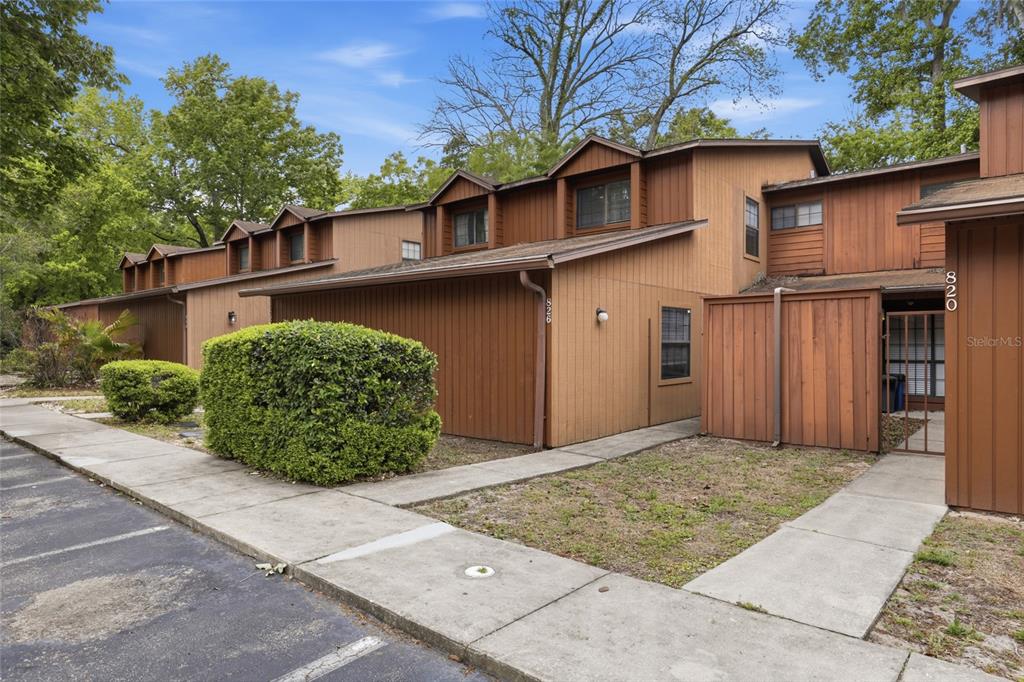 826 Southwest 57 Terrace, Unit 120Q Gainesville, FL 32607 - Photo 3 of 37