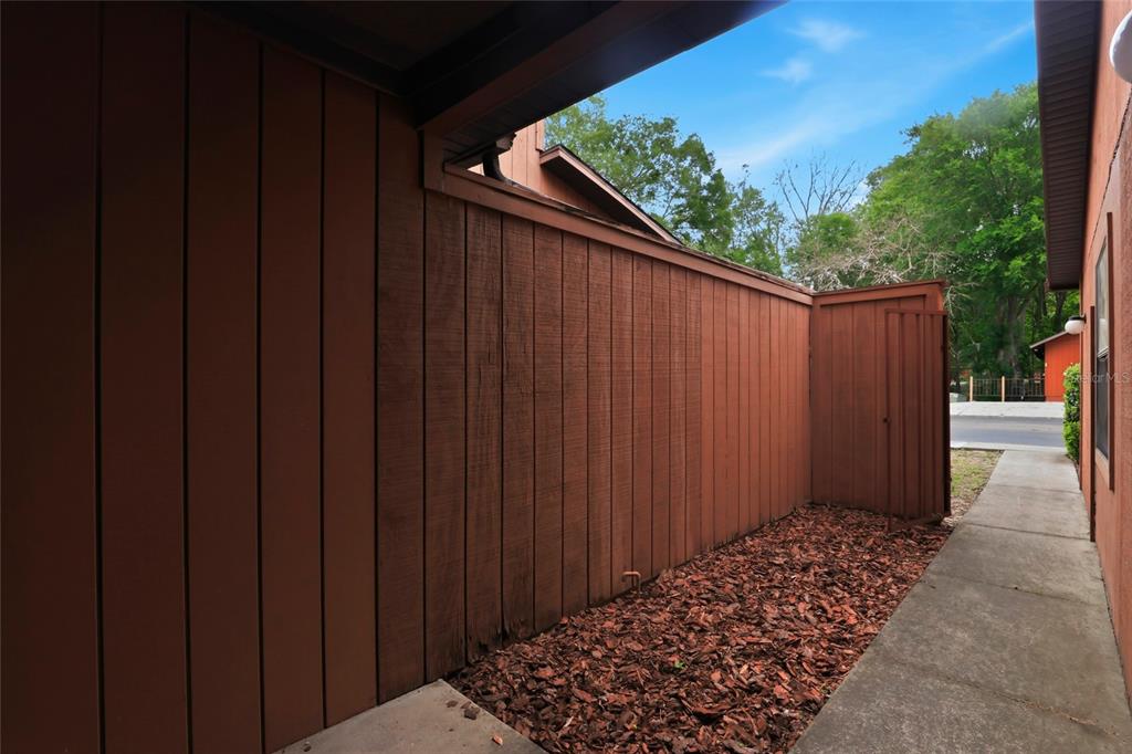 826 Southwest 57 Terrace, Unit 120Q Gainesville, FL 32607 - Photo 4 of 37