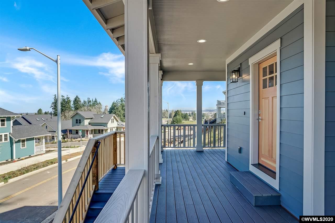 1534 Strong Road Southeast Salem, OR 97302 - Photo 3 of 35 Gallery Image 3