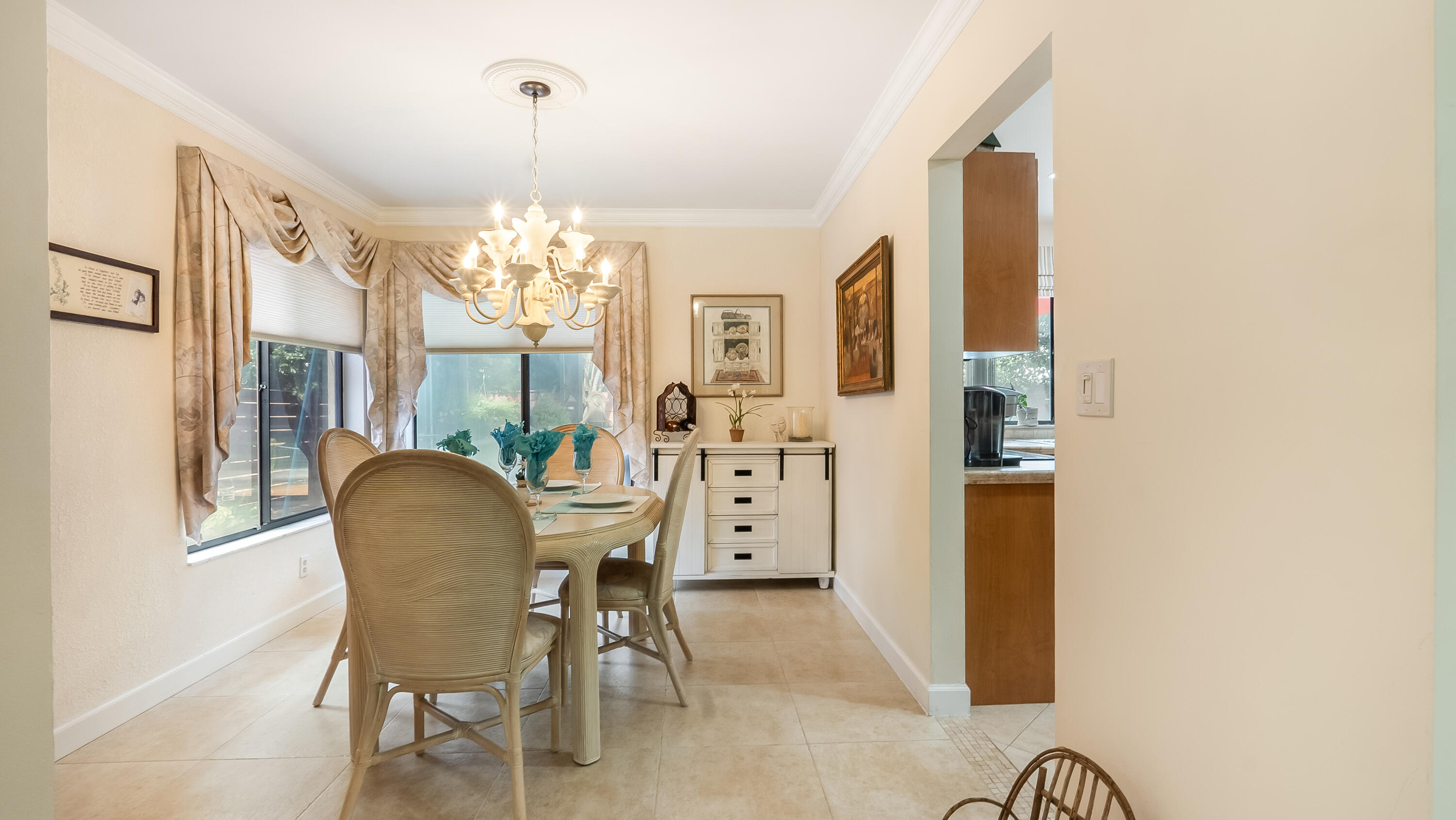 21596 Magdalena Terrace Boca Raton, FL 33433 - Photo 9 of 31 DSC04652