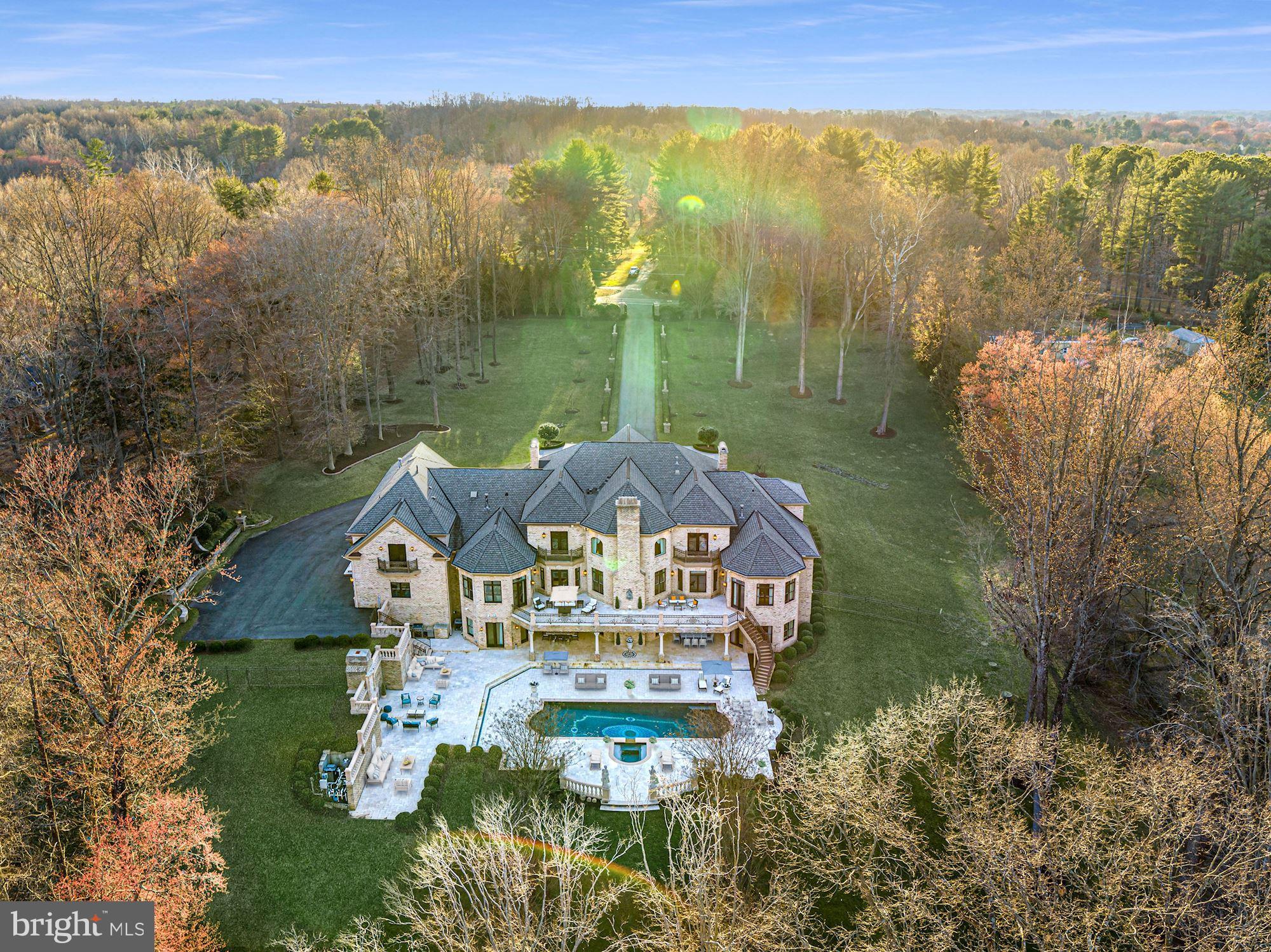 633 River Bend Road, Great Falls, VA 22066 Compass