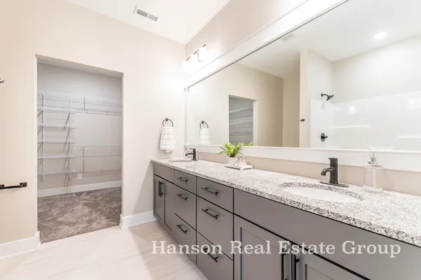 $388,900 | 1405 Ctr Hl Road, Unit 33, Lowell, MI 49331