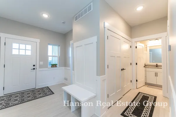 $388,900 | 1405 Ctr Hl Road, Unit 33, Lowell, MI 49331